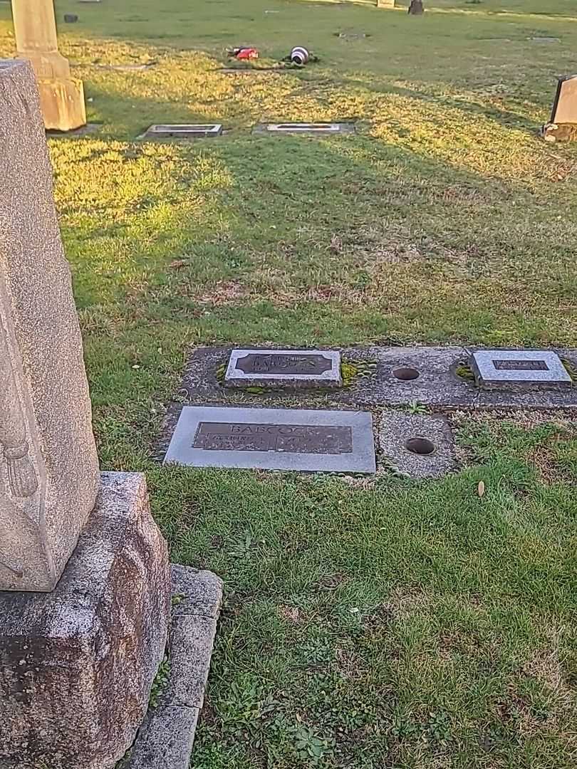 Howard A. Babcock's grave. Photo 2