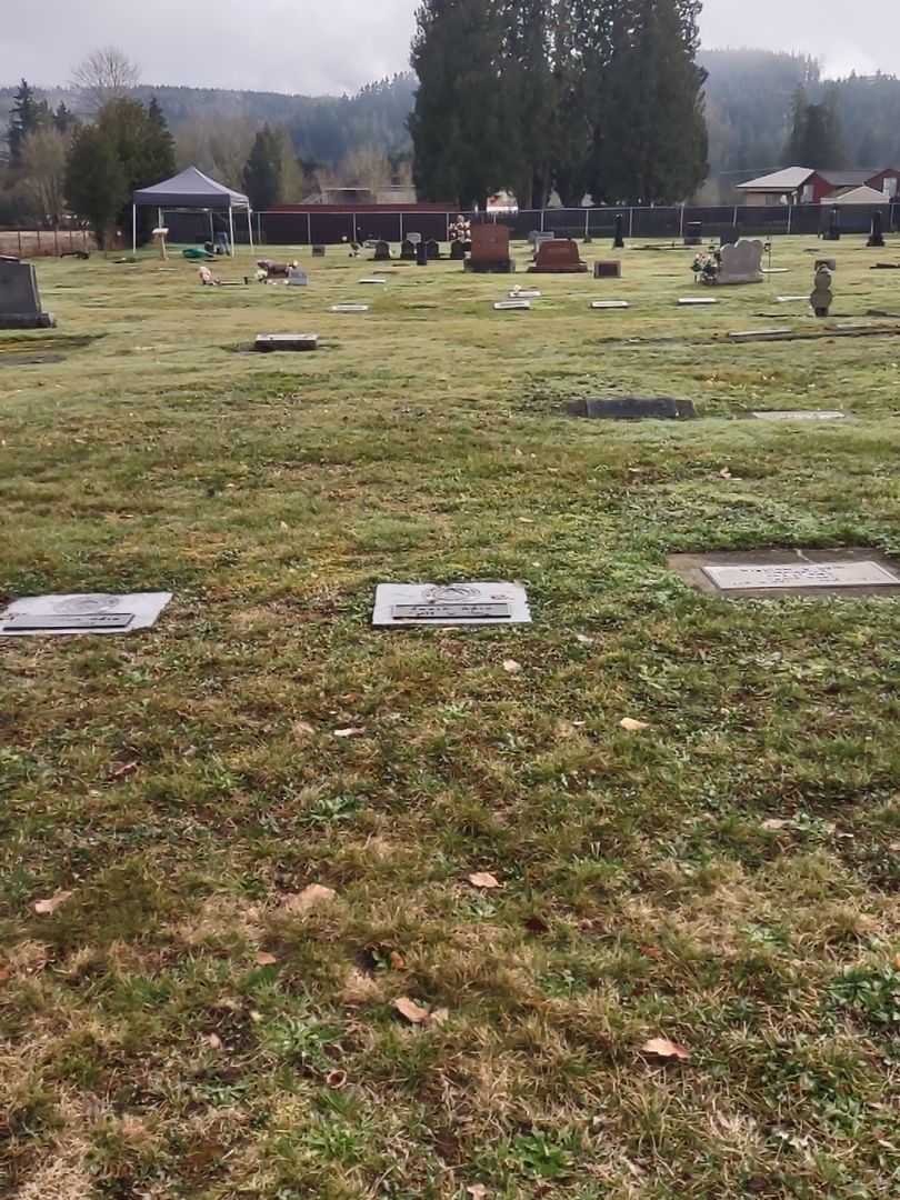 Colin Reid's grave. Photo 2
