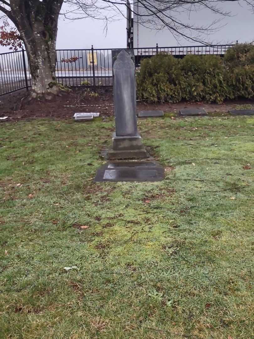 George E. Bagwell's grave. Photo 2