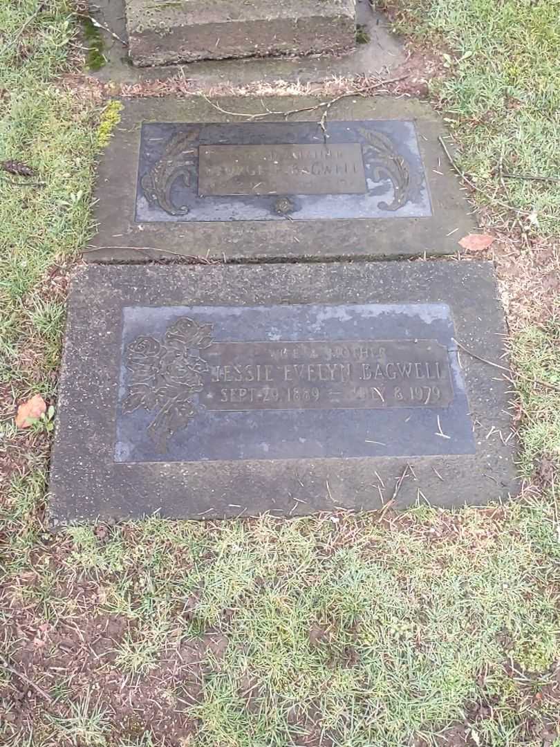 Jessie Evelyn Bagwell's grave. Photo 3