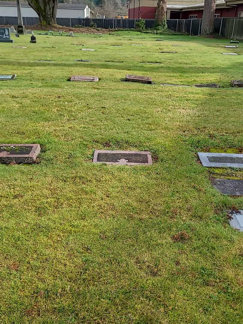 Anton Andersen's grave. Photo 2