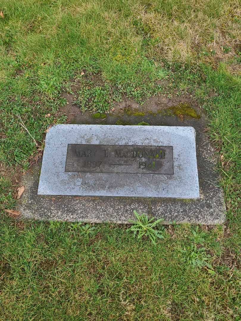 Mary E. MacDonald's grave. Photo 1