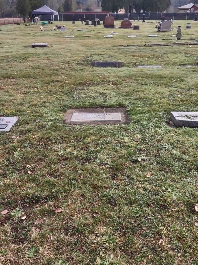 William L. Reid's grave. Photo 2