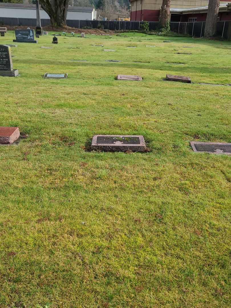 Mathilda Andersen's grave. Photo 1