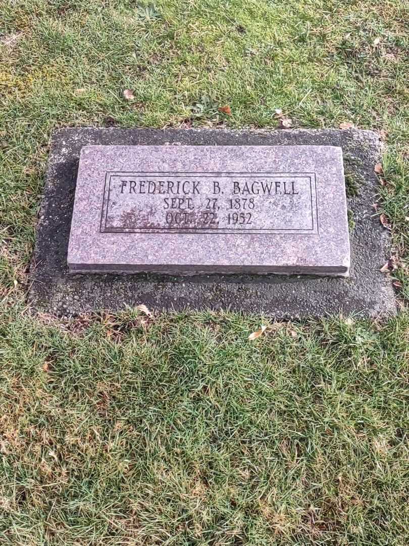 Frederick B. Bagwell's grave. Photo 1