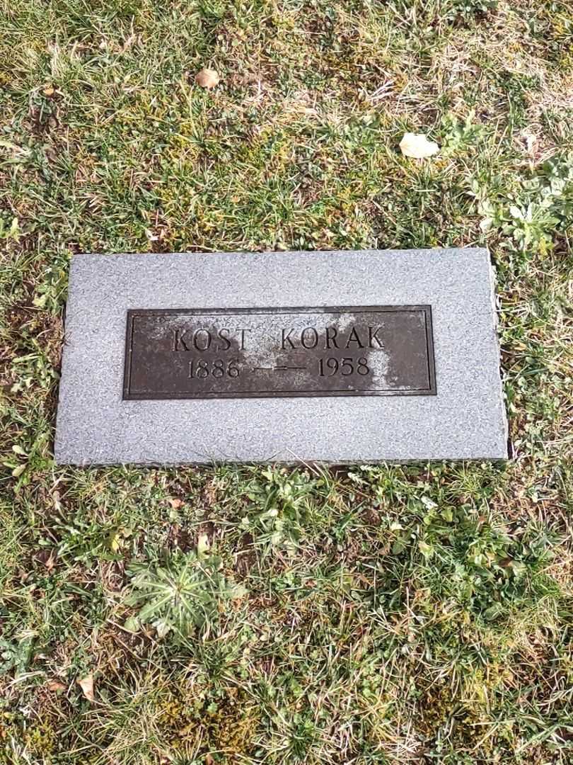 Kost Korak's grave. Photo 1