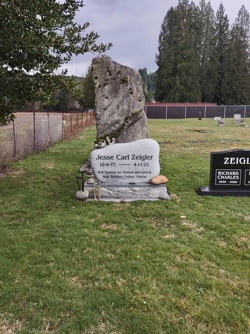 Jesse Carl Zeigler's grave. Photo 1