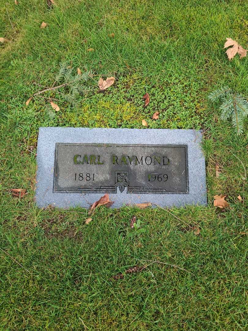 Carl Raymond's grave. Photo 2