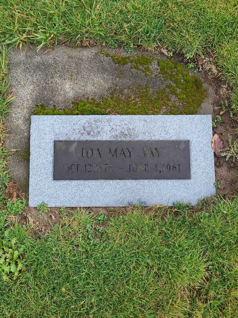 Ida May Jay's grave. Photo 2