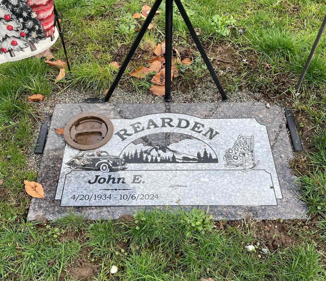 John Edward Rearden's grave