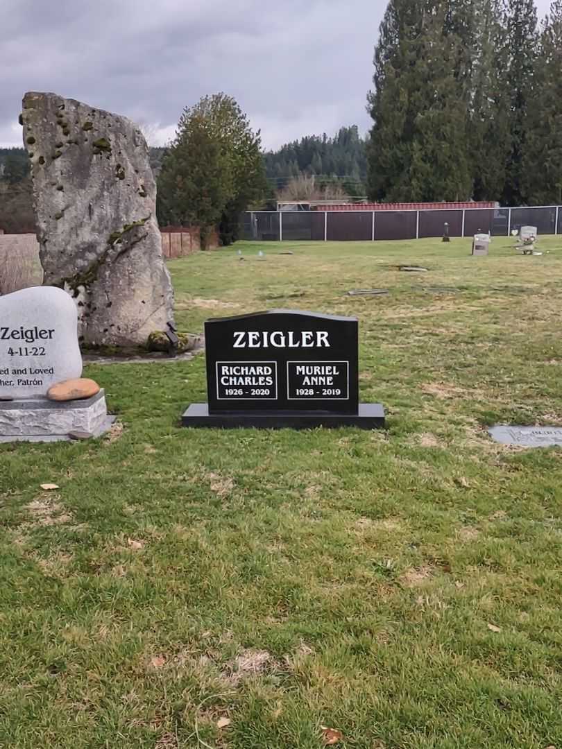 Richard Charles Zeigler's grave. Photo 2