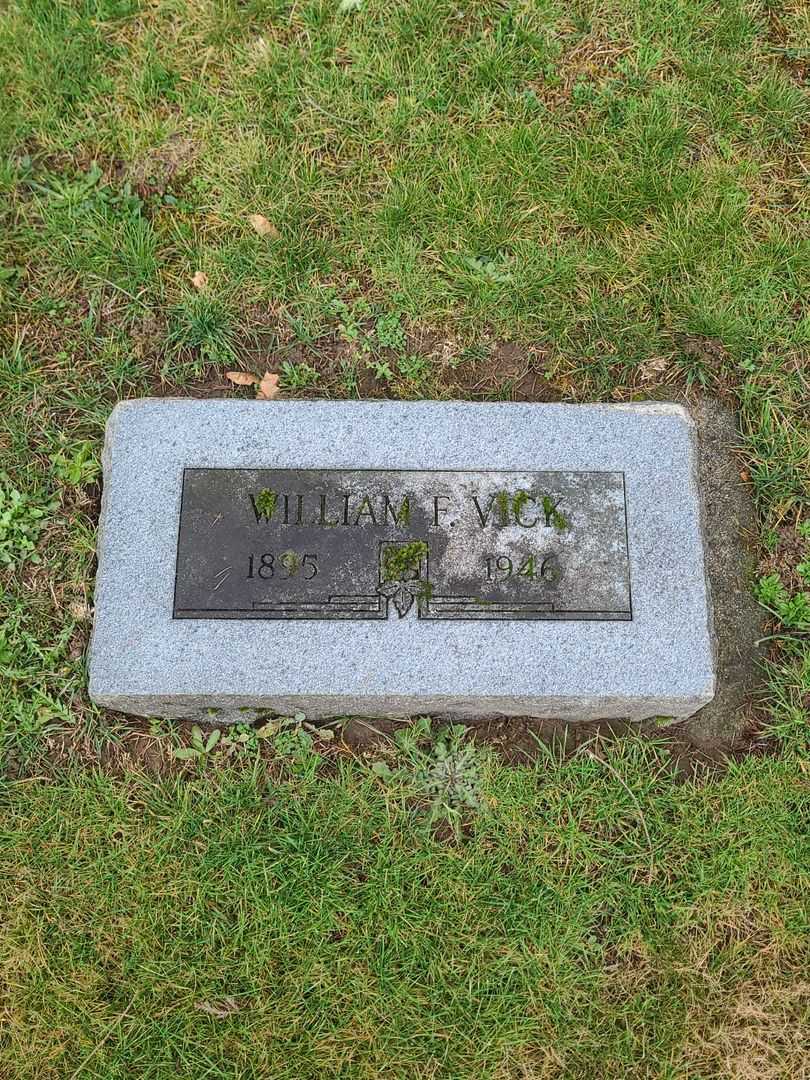 William Fenton Vick's grave. Photo 1