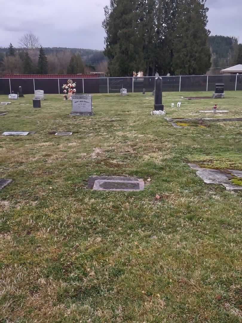 Nettie Giles's grave. Photo 1