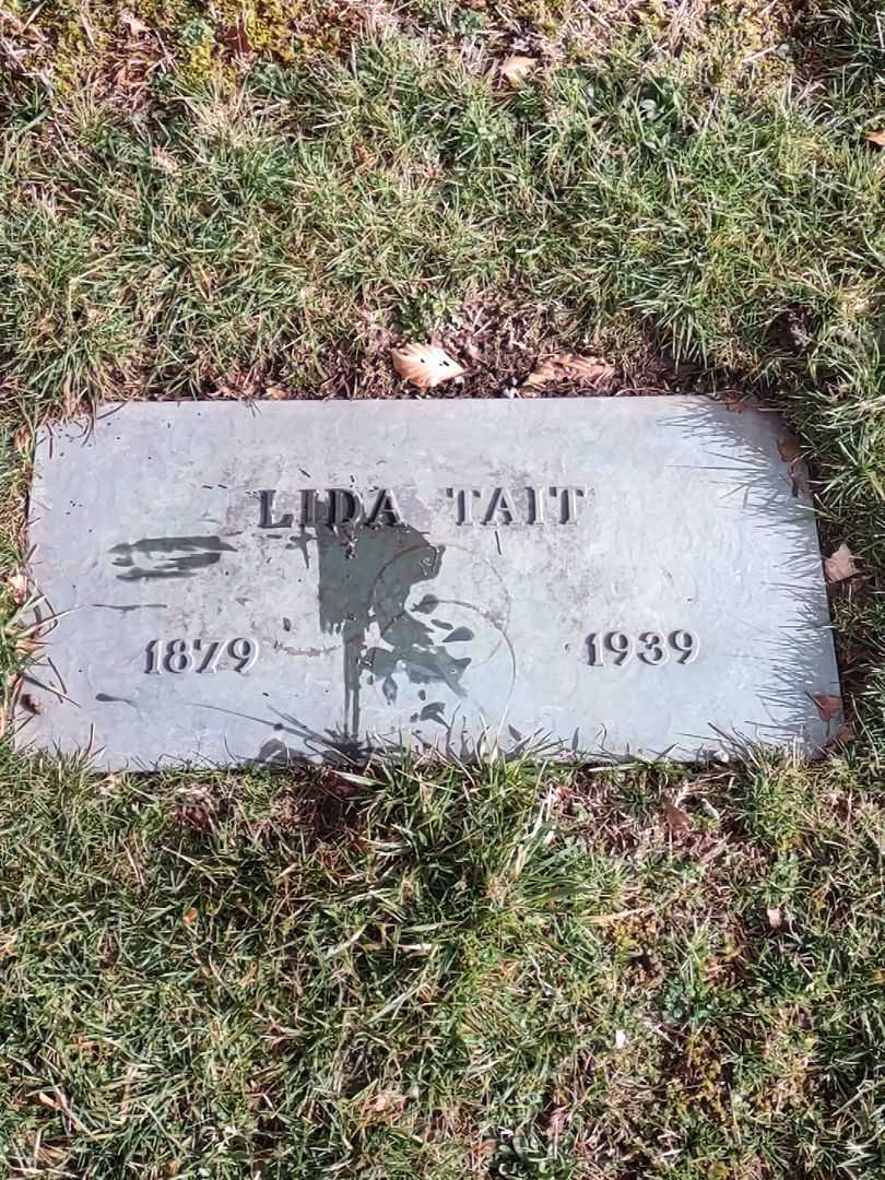 Lida Tait's grave. Photo 2