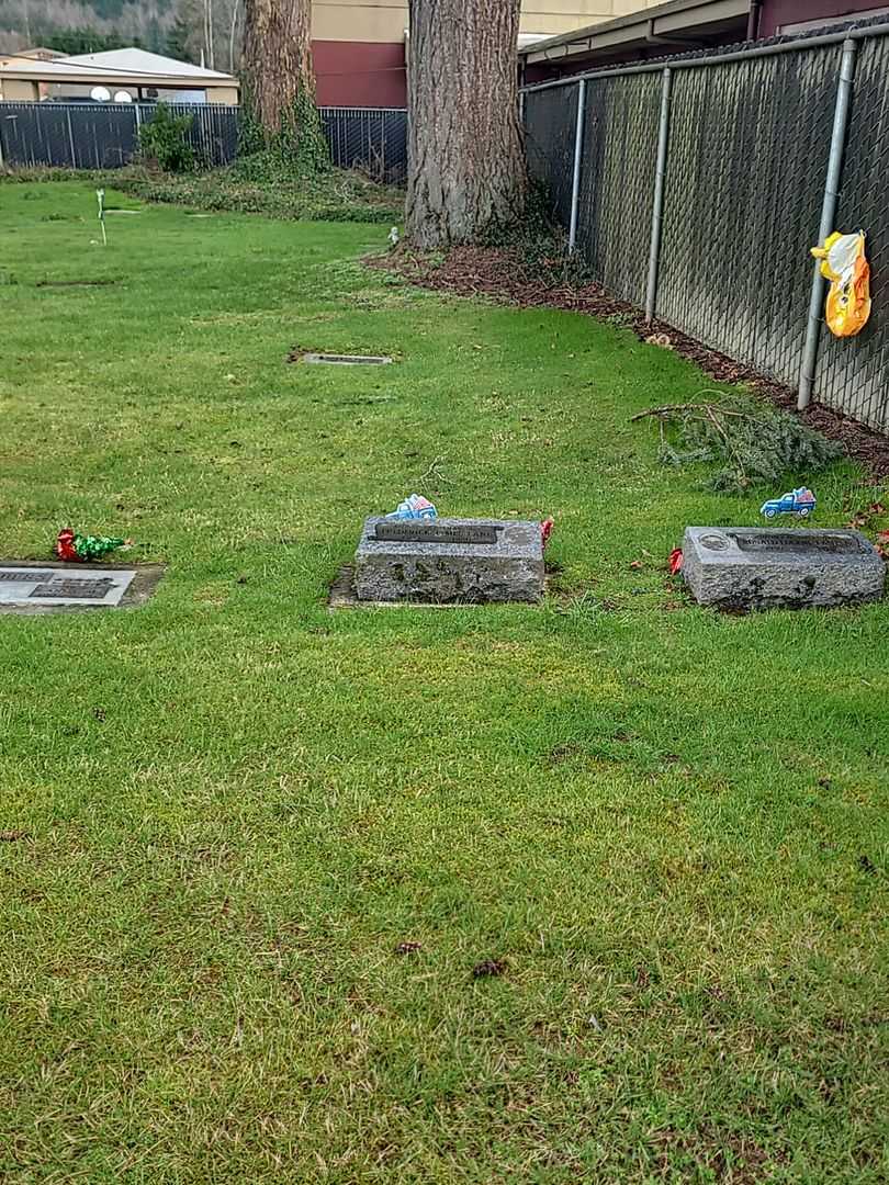 Frederick James Lane's grave. Photo 1