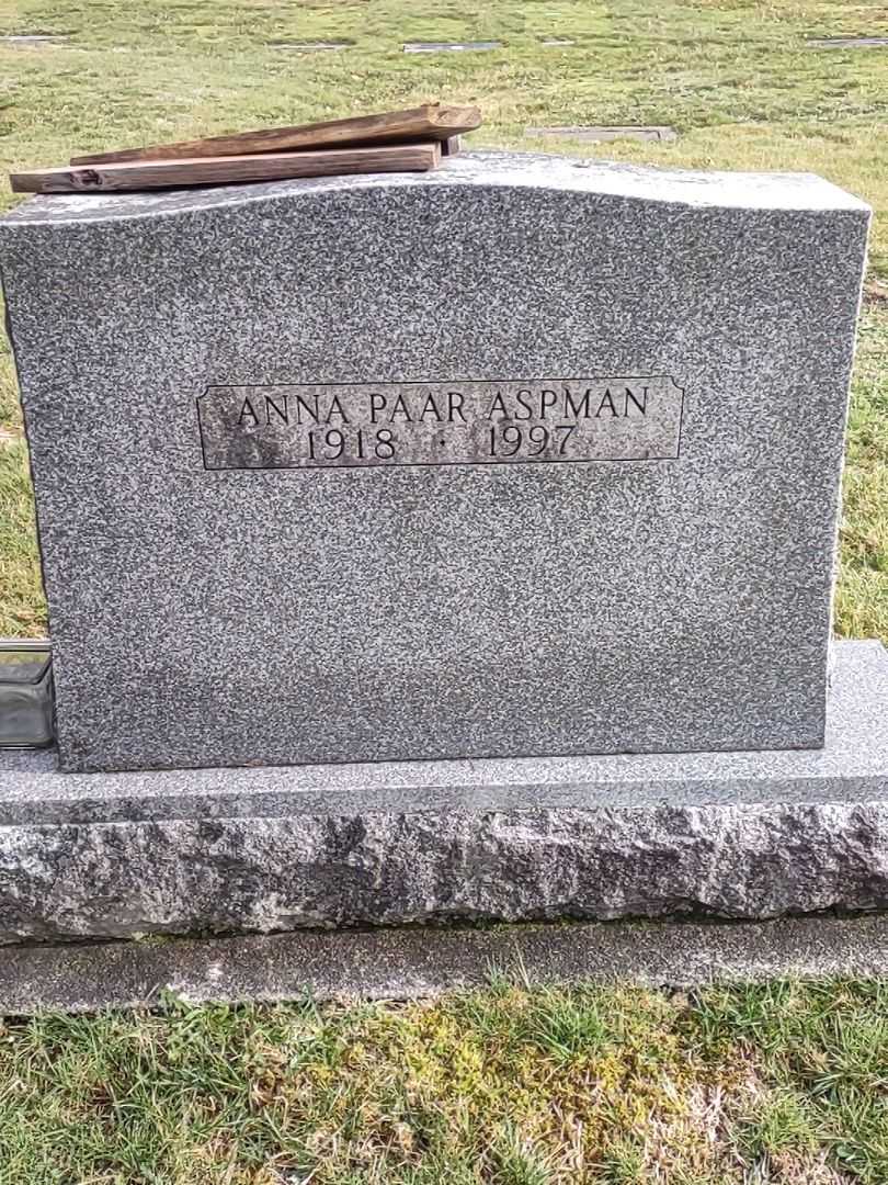 Anna Paar Aspman's grave. Photo 1