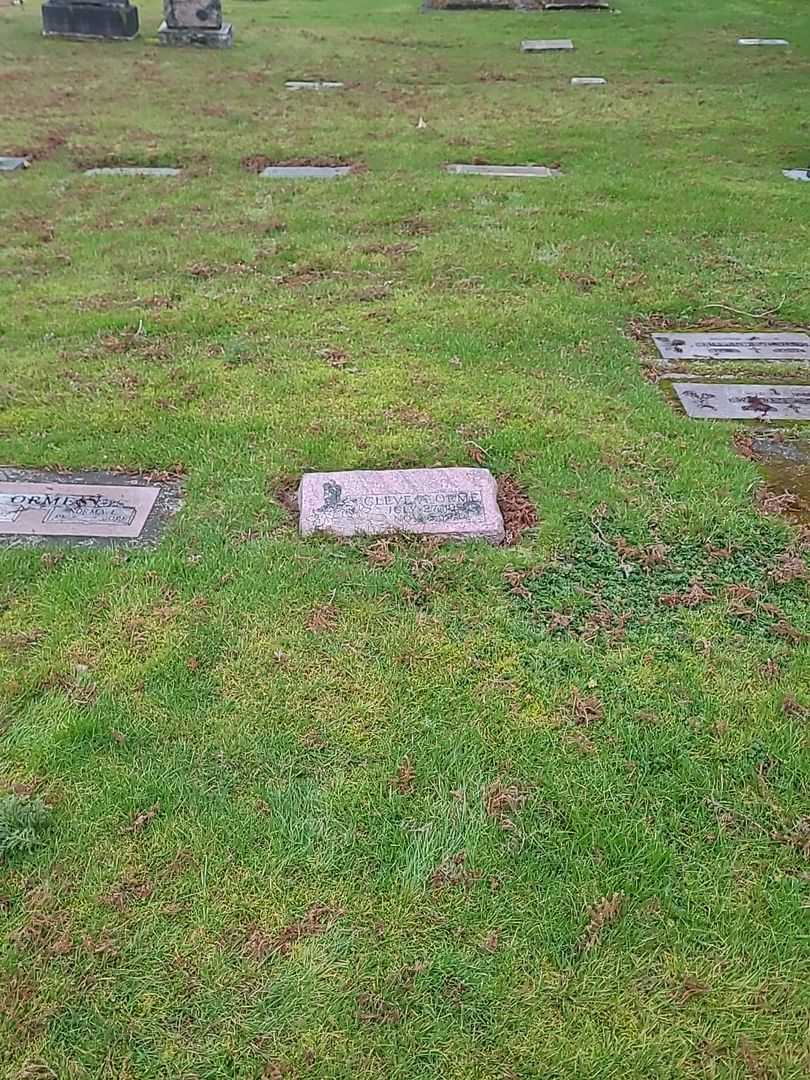 Cleve A. Orme's grave. Photo 1