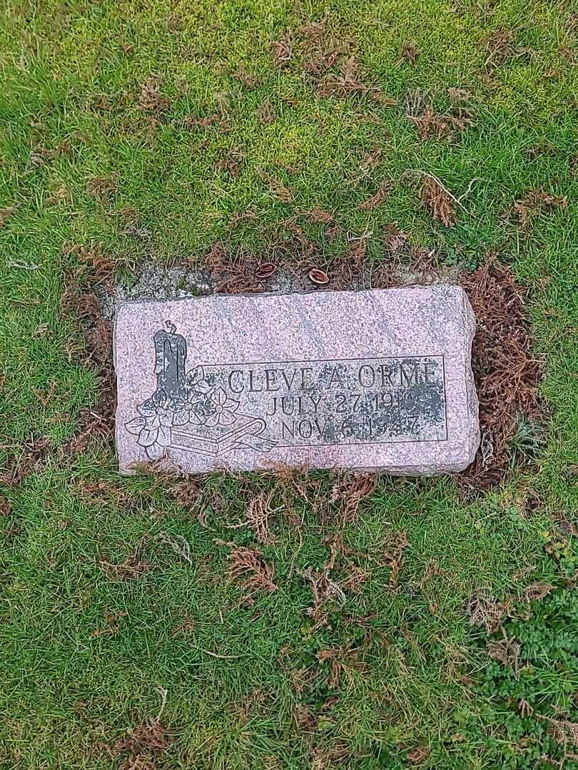 Cleve A. Orme's grave. Photo 1