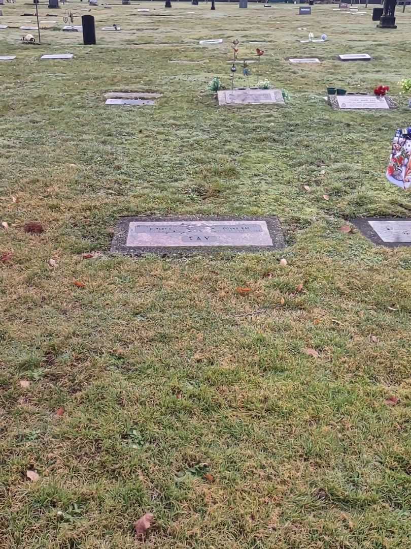 Hubert E. Fay's grave. Photo 1