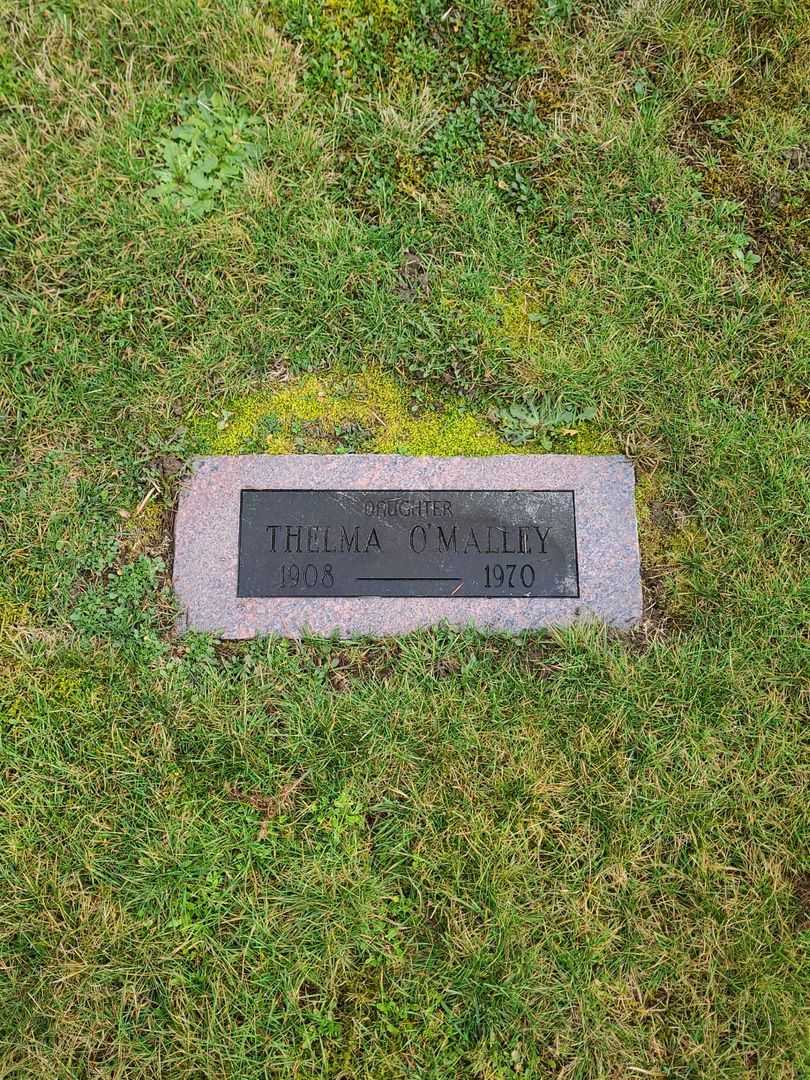 Thelma O'Malley's grave. Photo 1
