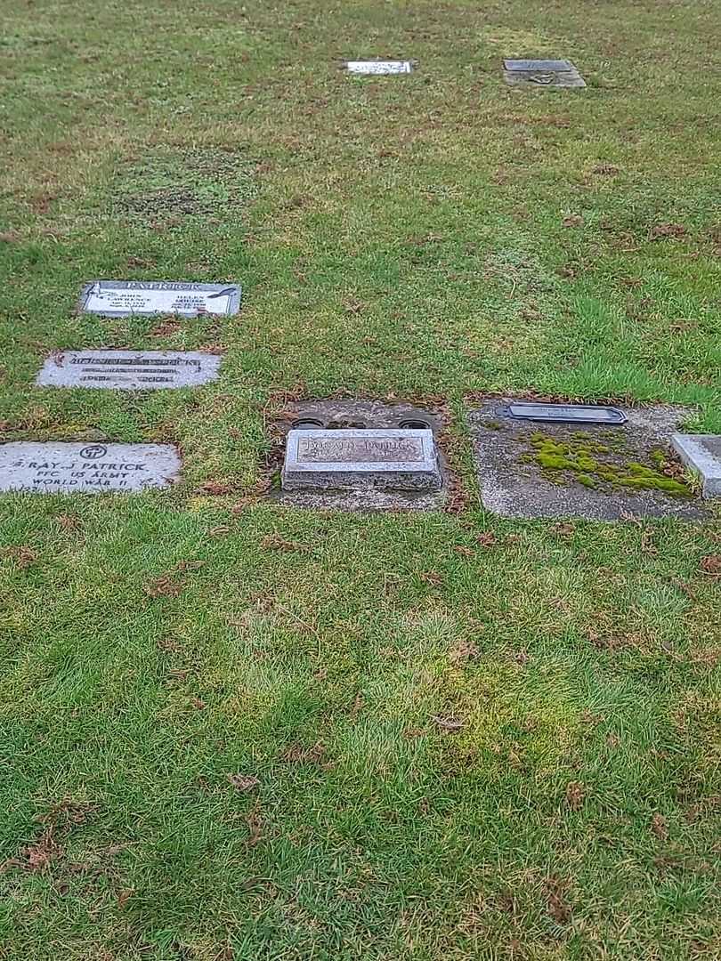 Donald Patrick's grave. Photo 2