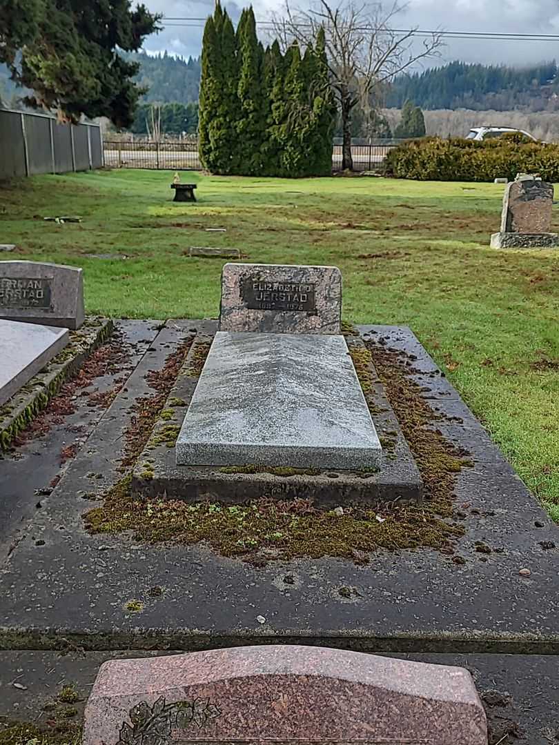 Elizabeth O. Jerstad's grave. Photo 1