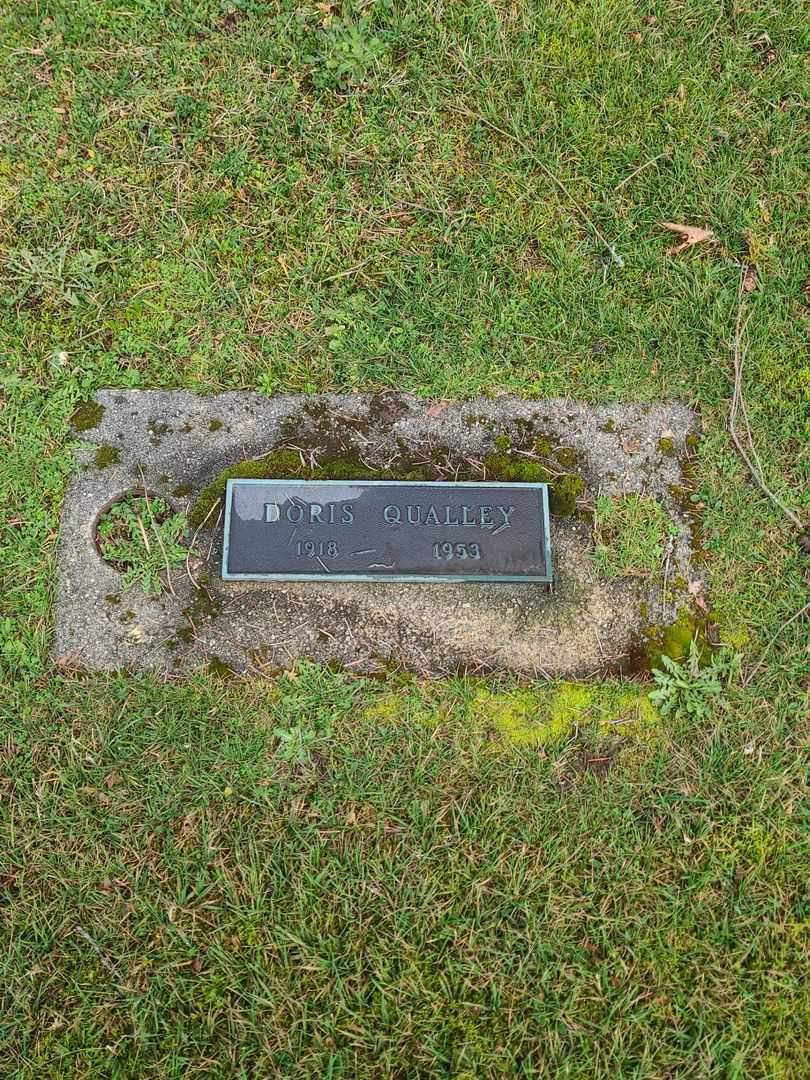 Doris Qualley's grave. Photo 2