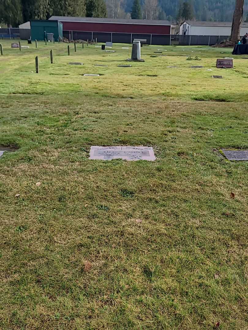 Ray I. Palmer Epps's grave. Photo 2