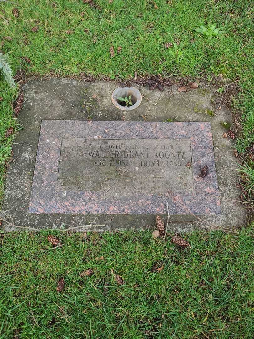 Walter Deane Koontz's grave. Photo 2