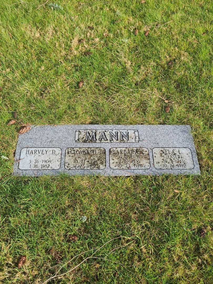 Barbara E. Lappeus Mann's grave. Photo 1