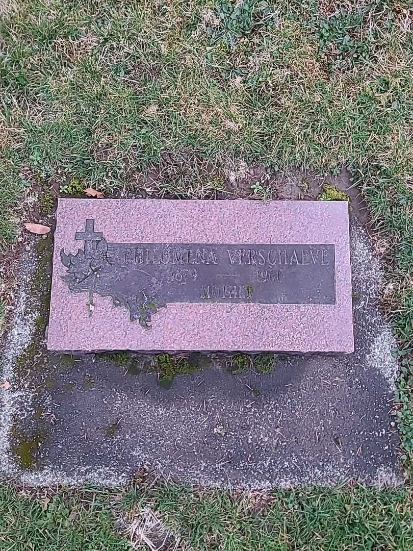 Philomena Verschaeve's grave. Photo 2