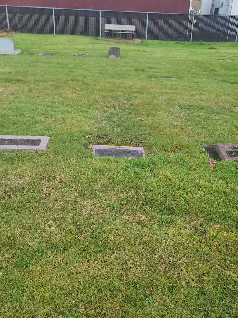 Susan M. "Sue" Andersen Bratten's grave. Photo 2