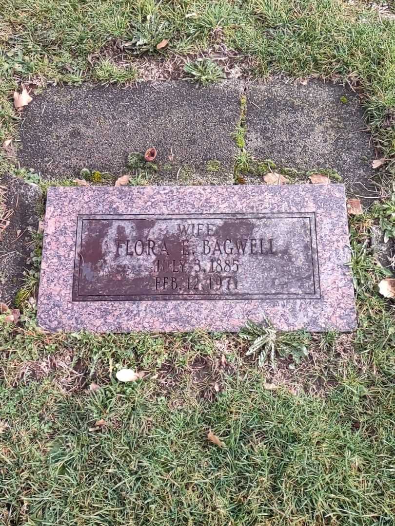 Flora E. Bagwell's grave. Photo 1