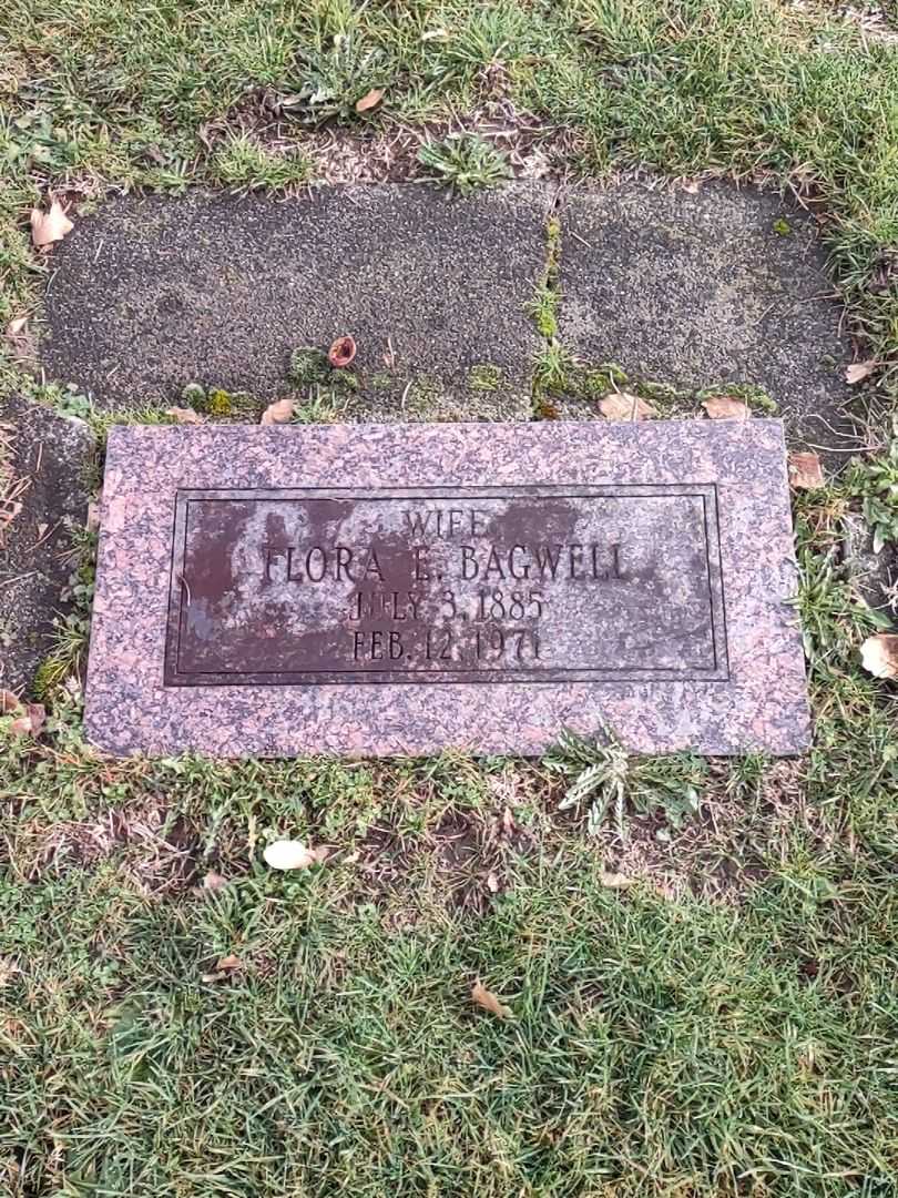 Flora E. Bagwell's grave. Photo 2