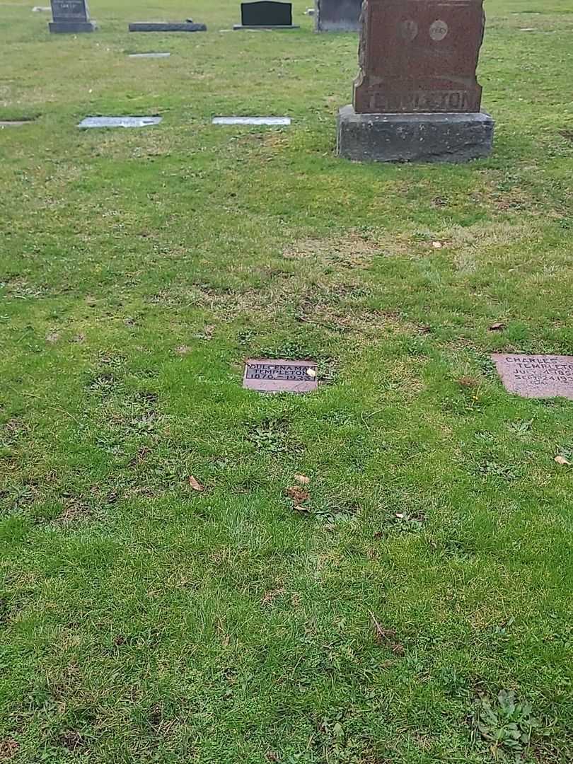 Dulcena May "Duleia" Templeton's grave. Photo 2