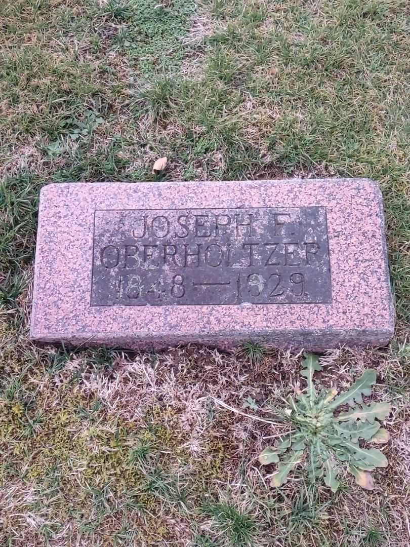 Joseph F. Oberholtzer's grave. Photo 3