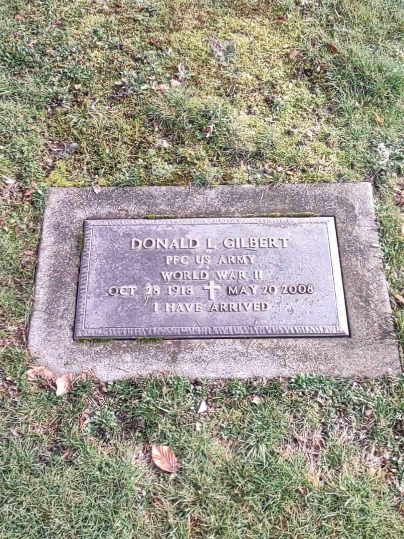 Donald L. Gilbert's grave. Photo 2