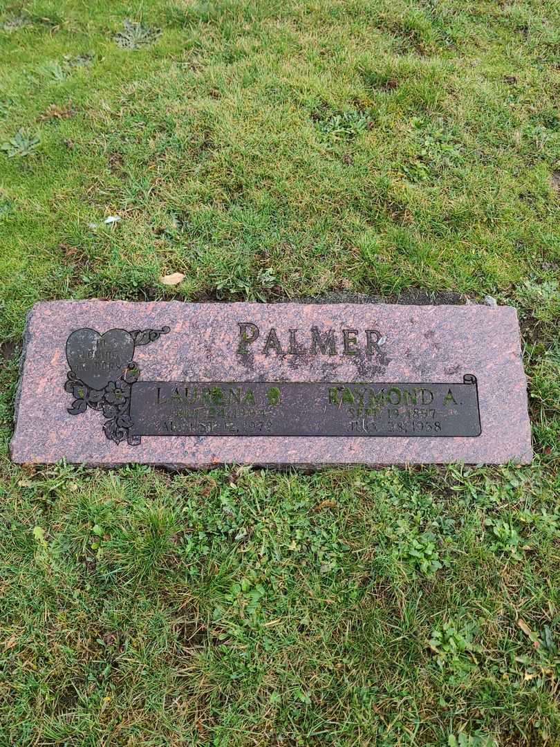 Laurena B. Palmer's grave. Photo 1