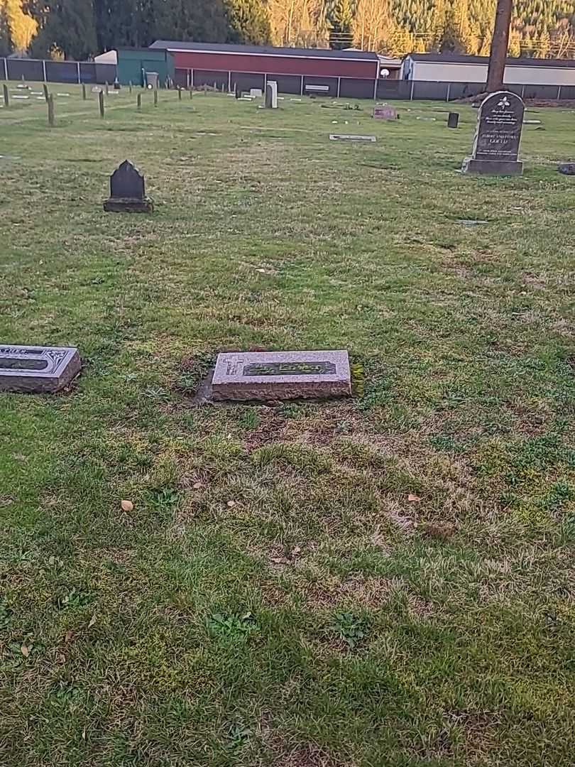 Celia Entwistle's grave. Photo 1