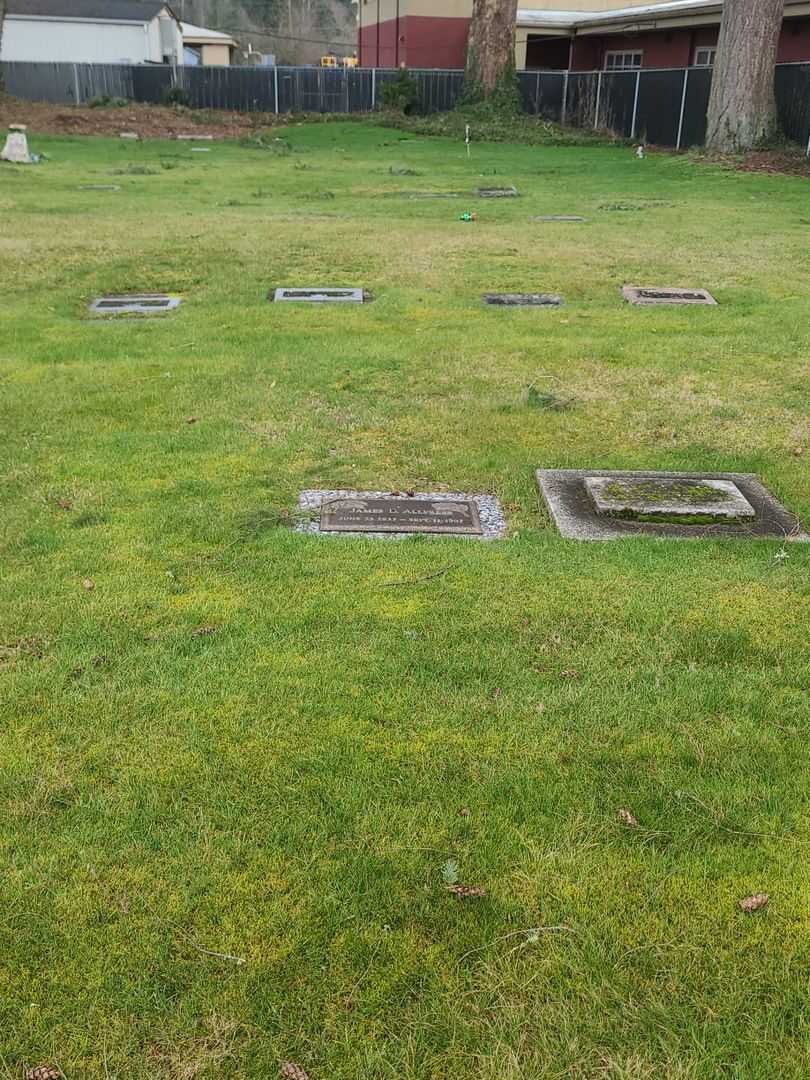 James D. Allpress's grave. Photo 2