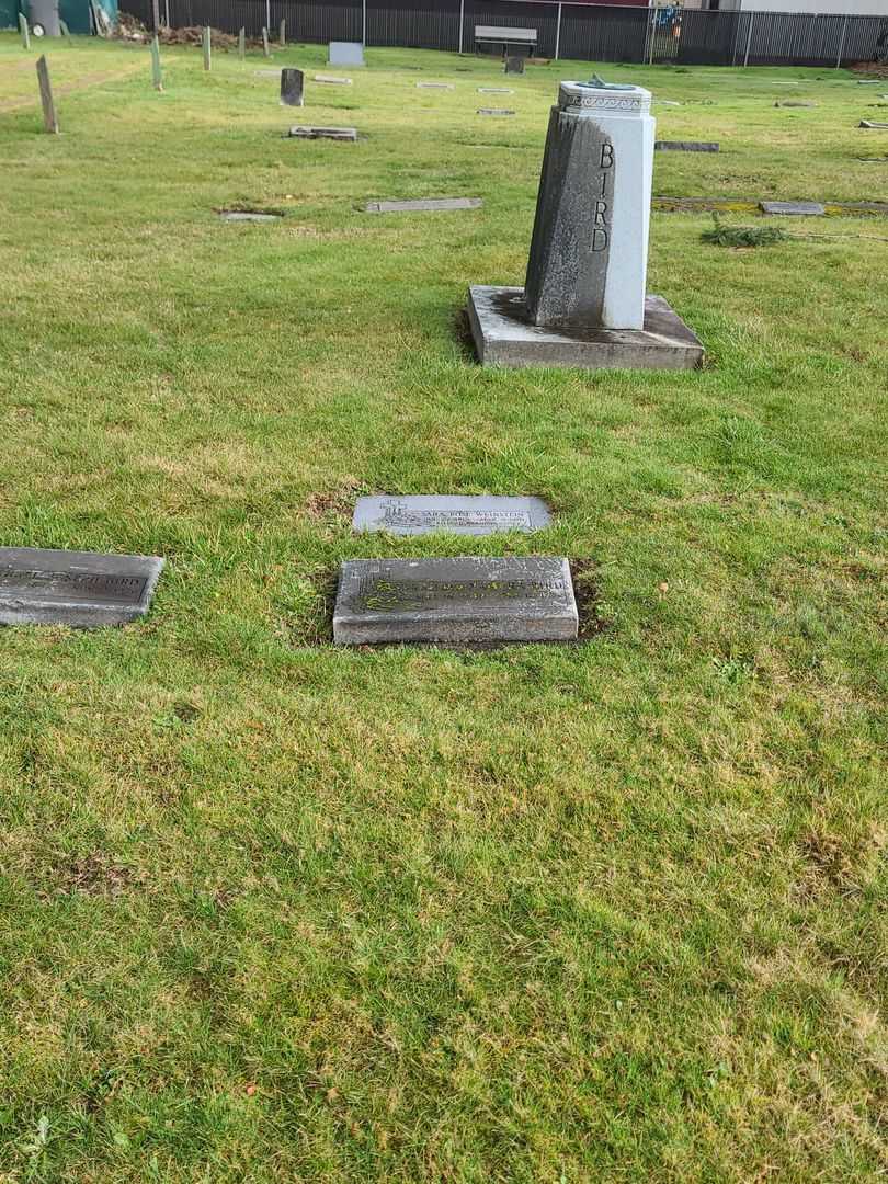 Sarah MacNamara Bird's grave. Photo 2