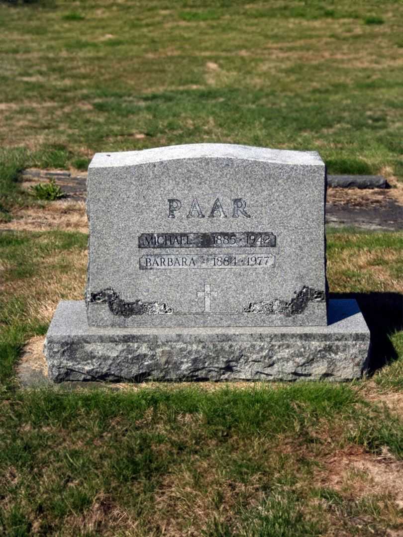 Barbara Paar's grave. Photo 1