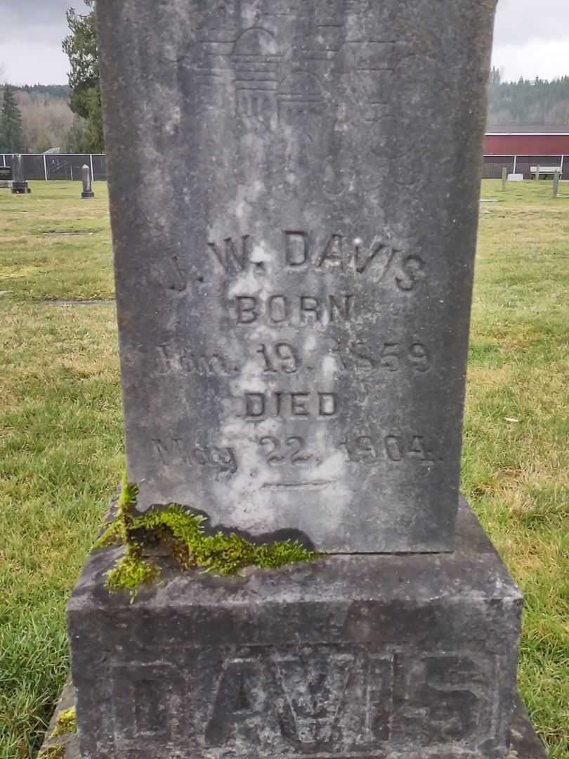 James W. Davis's grave. Photo 1