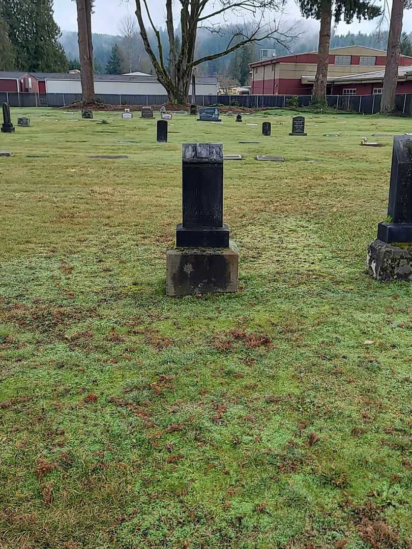 Fred Katzer's grave. Photo 1