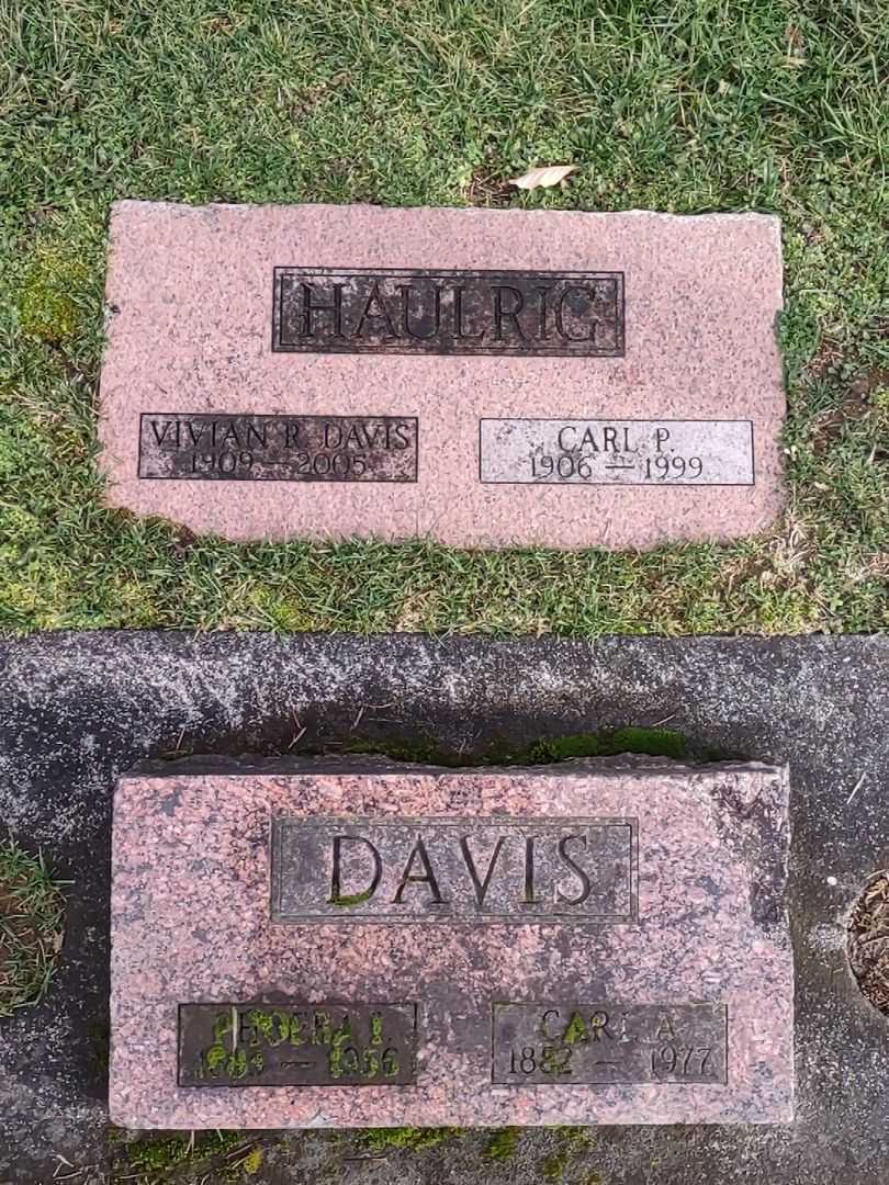 Carl Aubrey Davis's grave. Photo 4