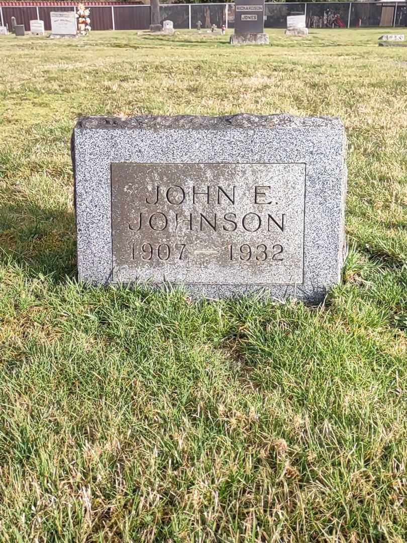 John E. Johnson's grave. Photo 1
